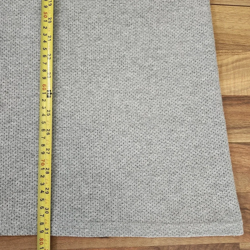 VTG MLB Cleveland Indians Perforated T-Shirt Cotton Blend Grey Size XL Baggy - Picture 3 of 7